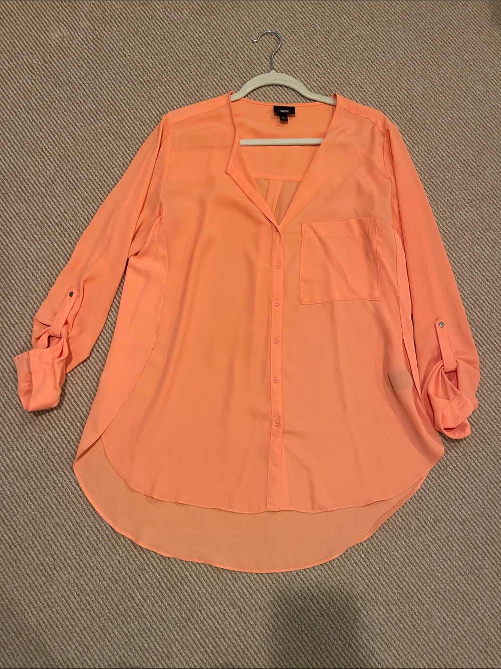 Lightweight Peach Button-Front Blouse - Unknown Brand